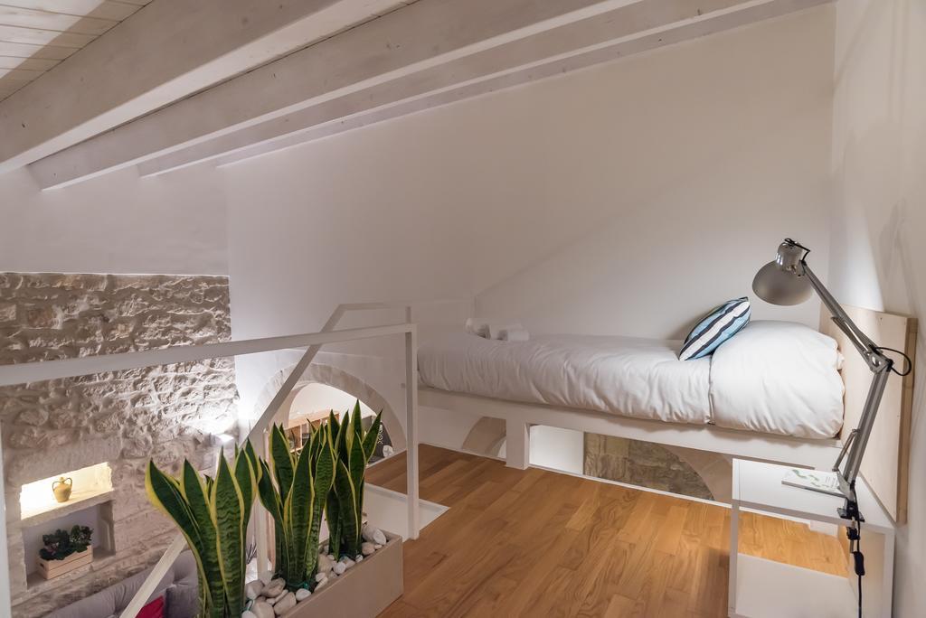 Ibla Rosso Lacca Apartment Рагуза Екстериор снимка