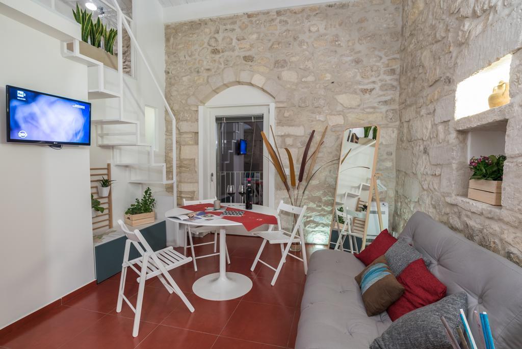 Ibla Rosso Lacca Apartment Рагуза Екстериор снимка